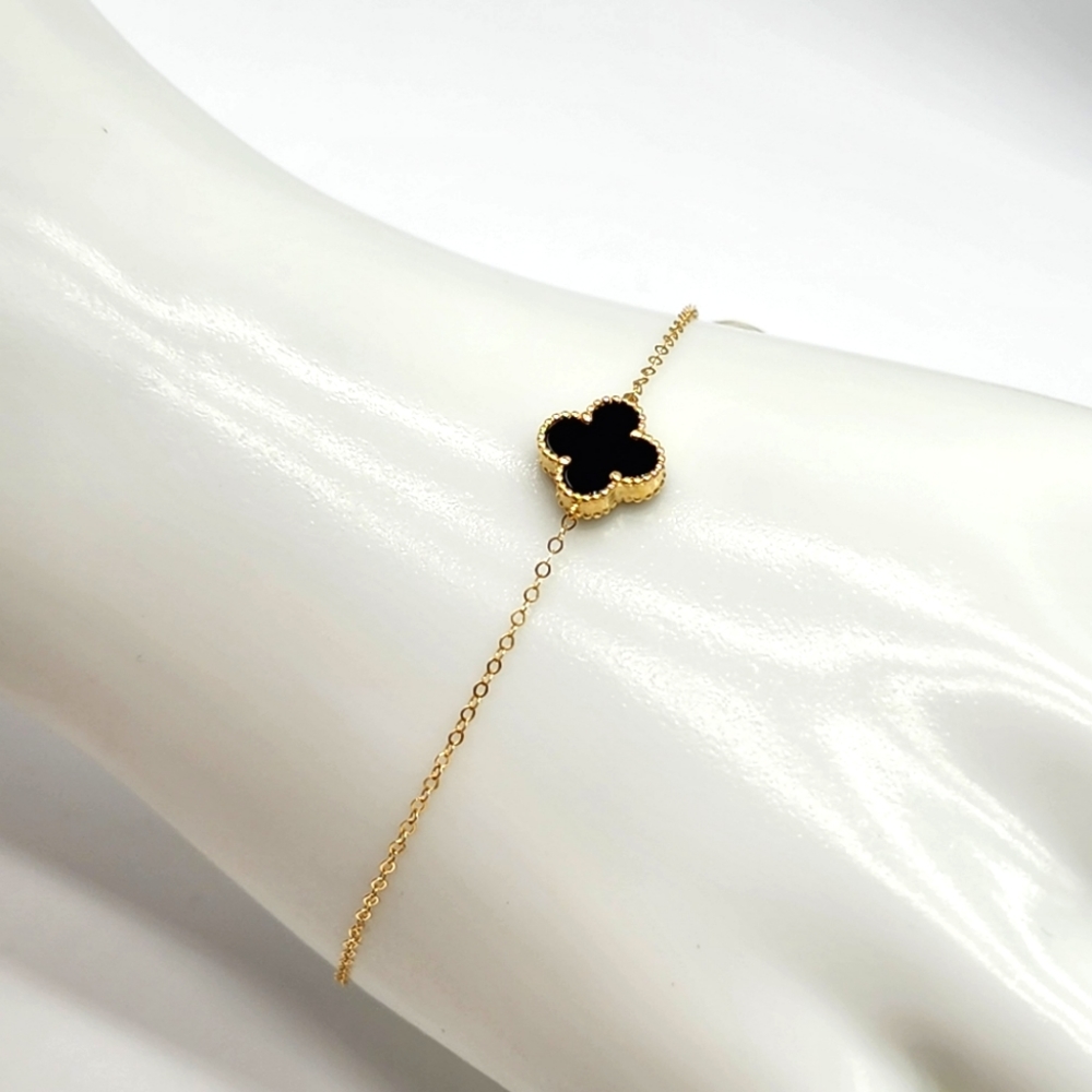 18K Yellow Gold Black Onyx 8mm Clover Bracelet Lightweight Chain Size 6.5 - 7"